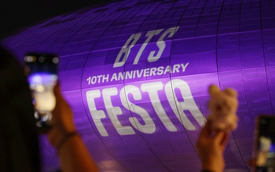 Seoul on high alert as some 300,000 expected at BTS Festa on Saturday