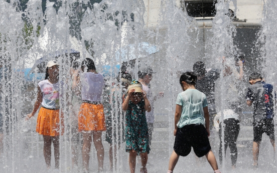 Seoul gets first heat wave advisory this year