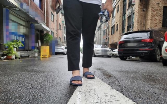 Open footwear in summer dangerous for diabetics, experts say