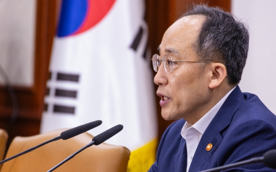 S. Korea to back exports amid signs of recovery: finance minister