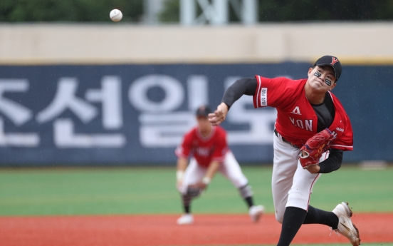 S. Korean high school pitcher Jang Hyun-seok signs with Dodgers