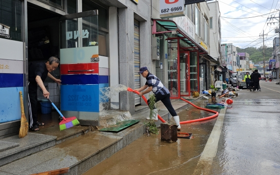 Typhoon causes over 360 cases of facility, flooding damage