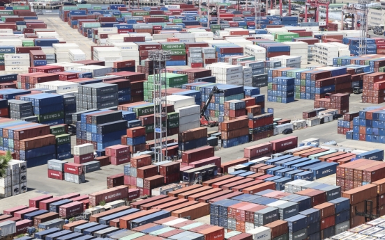 Container freight rates for major destinations down in July