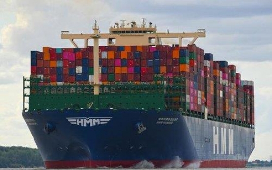 Top container shipper HMM ranks 1st in global ESG rating