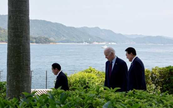 Yoon, Biden, Kishida to commit to consult in event of common threat: S. Korean officials