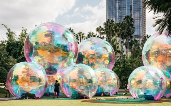 Seoul streets transform to open stage for Seoul Street Arts Festival