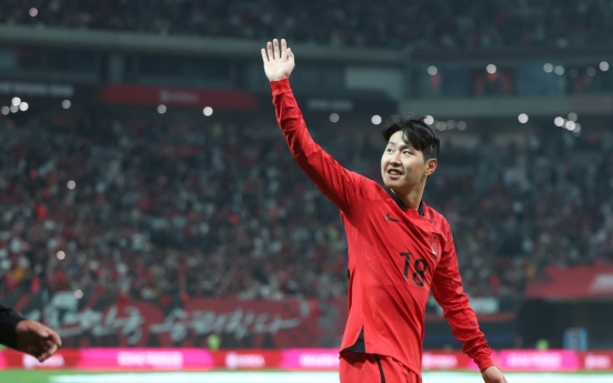 Klinsmann hoping to keep beloved Lee Kang-in grounded: 'Pop star doesn't score goals'