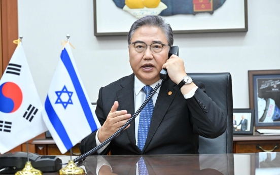 FM holds back-to-back phone talks with Israel, other Middle East counterparts