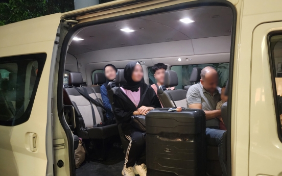 S. Korean family fleeing Gaza departs for Seoul via Egypt