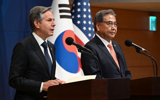 Park, Blinken condemn N. Korean provocations, military support to Russia