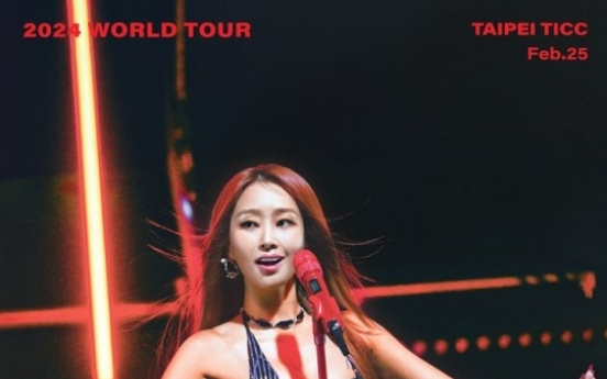Hyolyn, Kai to go on world tour