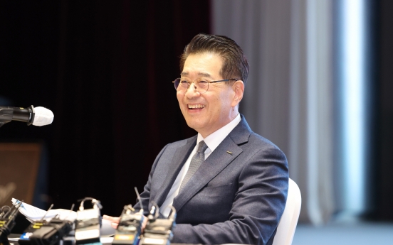 Chang In-wha takes helm at Posco