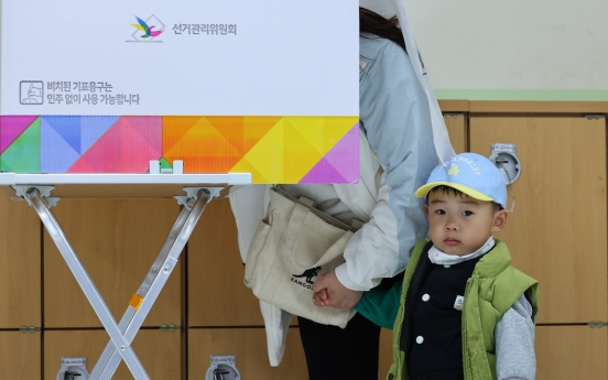 S. Koreans head to polls amid deepening political divide