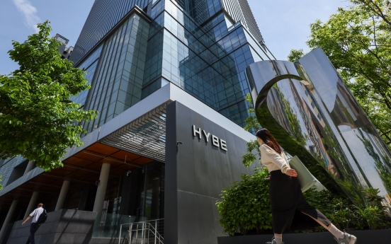 NewJeans' members' parents complained to Hybe, email shows