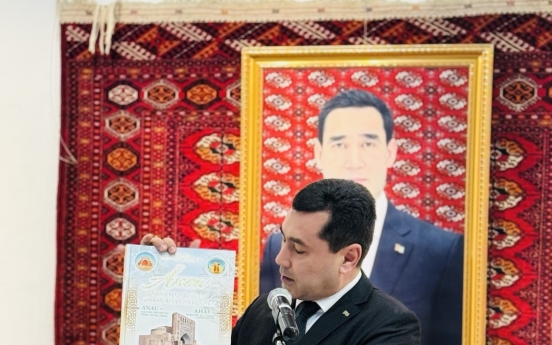 Turkmenistan honors poet Magtymguly Fragi in Seoul