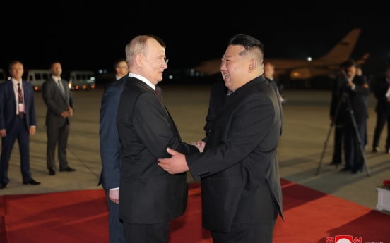 Putin arrives in Pyongyang for summit with Kim