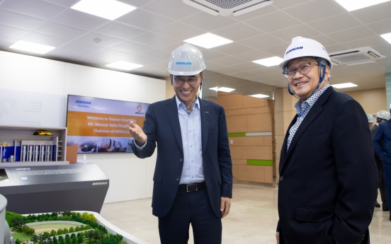 [Photo News] Filipino mogul visits Doosan