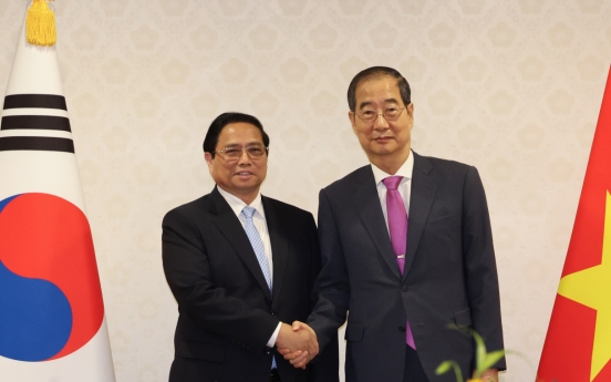 Vietnam PM voices support for denuclearization of Korean Peninsula