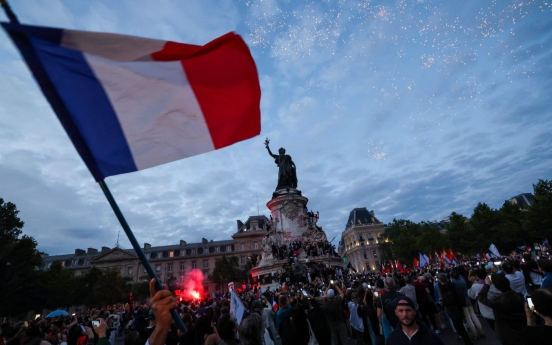 French voters deliver win for the left, blow for Le Pen