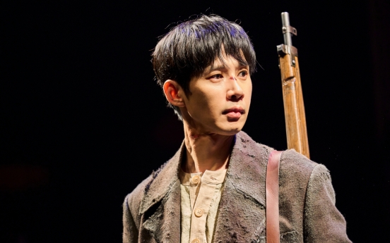 [Herald Review] In play 'Trigger,' weary rifle retells Korea's turbulent history