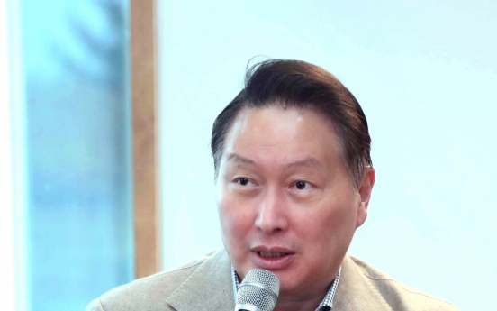 Building AI data centers immediate task for Korea: SK chief