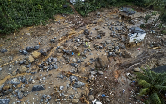 Hopes of finding more survivors in the mud and debris wane after landslides in India kill 194