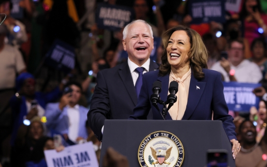 Walz is VP America deserves, Harris says