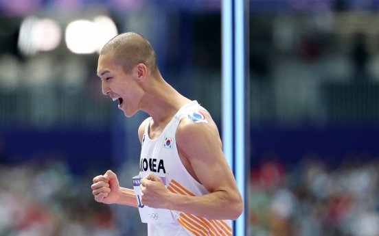 High jump medal contender Woo Sang-hyeok cruises into final