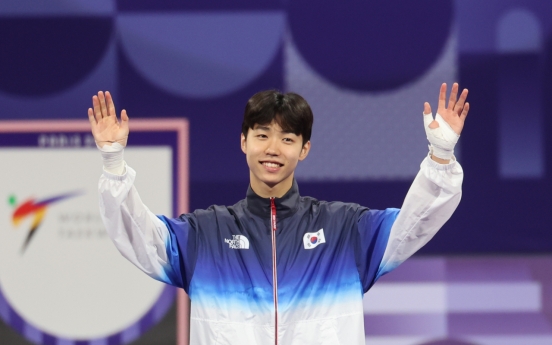 Park Tae-joon wins S. Korea's first-ever men's 58-kg Olympic gold in Taekwondo