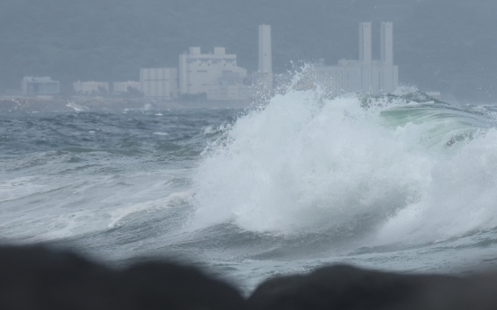 Jeju on typhoon alert