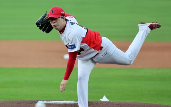 KBO's new strikeout king proves nice guys can finish first