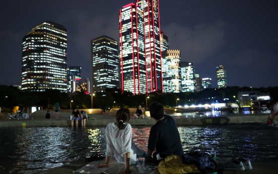 Seoul suffers record 37th tropical night this summer