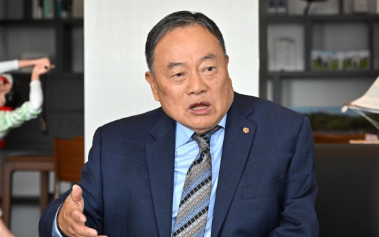 [Herald Interview] ‘Korea needs more disabled in Cabinet posts’