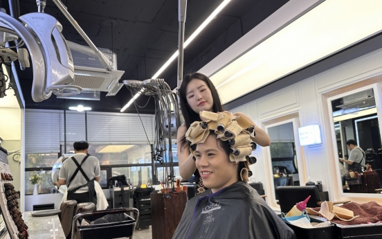 [Weekender] Goodbye Gyeongbokgung, hello hair salon