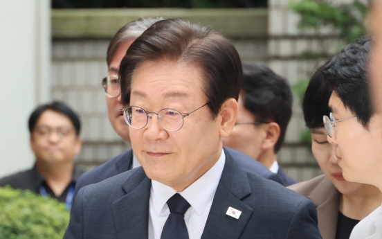 Prosecutors demand 2-year prison term for DP leader Lee Jae-myung