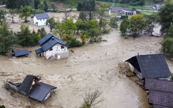 At least 14 dead in worst Bosnian floods in years, officials say