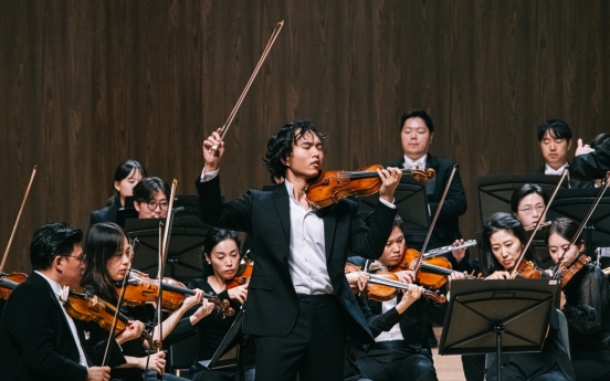 Chinese violinist Luo Chaowen wins Isangyun Competition