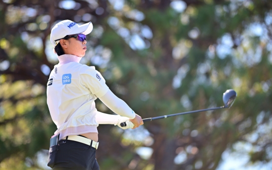 S. Korean An Narin takes 1st-round lead at LPGA season finale