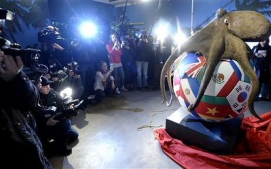 Tentacled tipster Paul the Octopus gets memorial