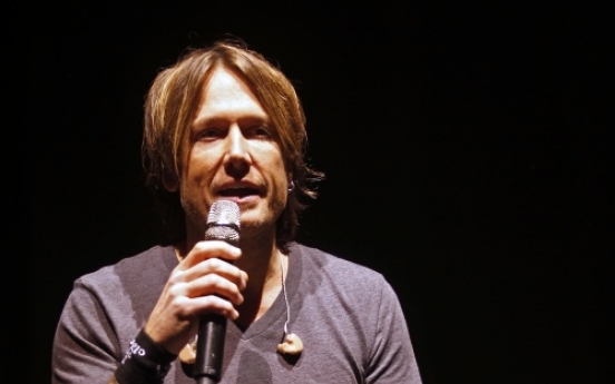 Keith Urban lets fans ‘Get Closer’ on new tour