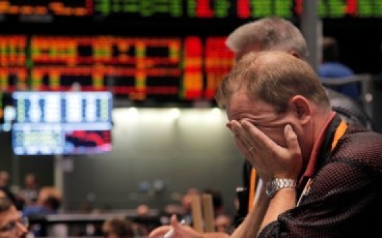 U.S. markets fall sharply, Dow down more than 450