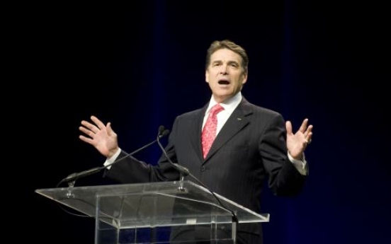 Perry seeks to shake up GOP race
