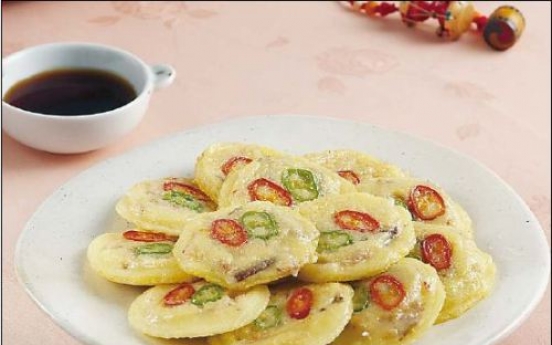 Bindaetteok (mung bean pancakes)