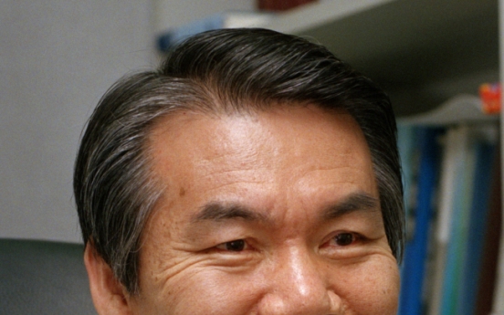 ‘Smile therapy’ professor Hwang Soo-kwan dies
