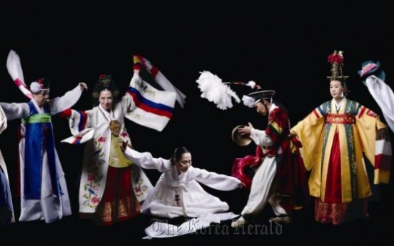 ‘팔무전’…8명의 여성 전통 춤 고수들 한자리에