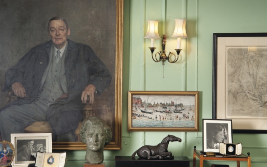 Art owned by T.S. Eliot’s widow on sale