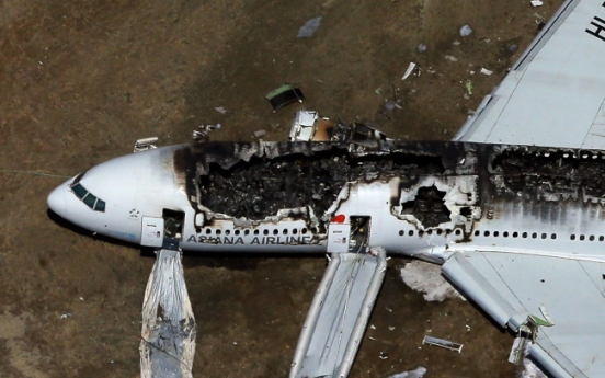 Official: 2 dead in San Francisco plane crash