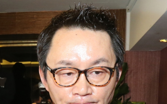 Lawyer unaware of any arrest warrant for Yoon Chang-jung