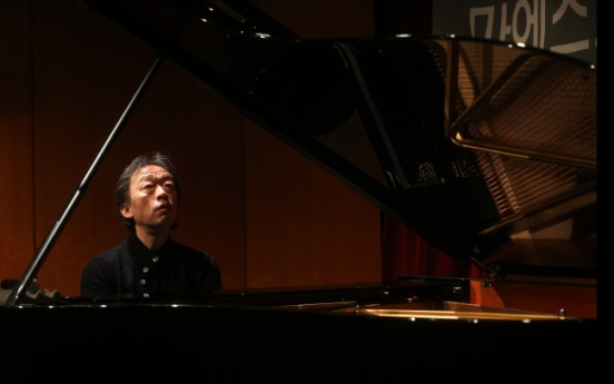 Maestro Chung comes back to piano
