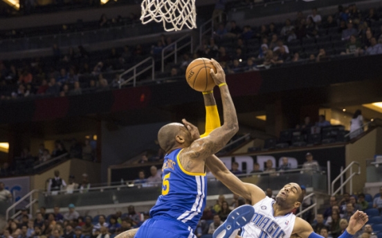 Warriors blow out Magic